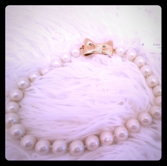 Elegant & Sophisticated Kate Spade Pearl Necklace & Bracelet